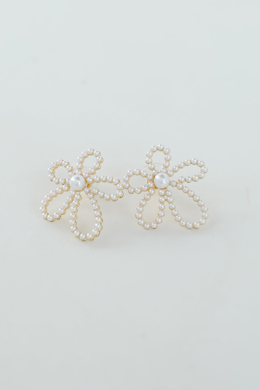 Eve Gold Pearl Flower Stud Earrings