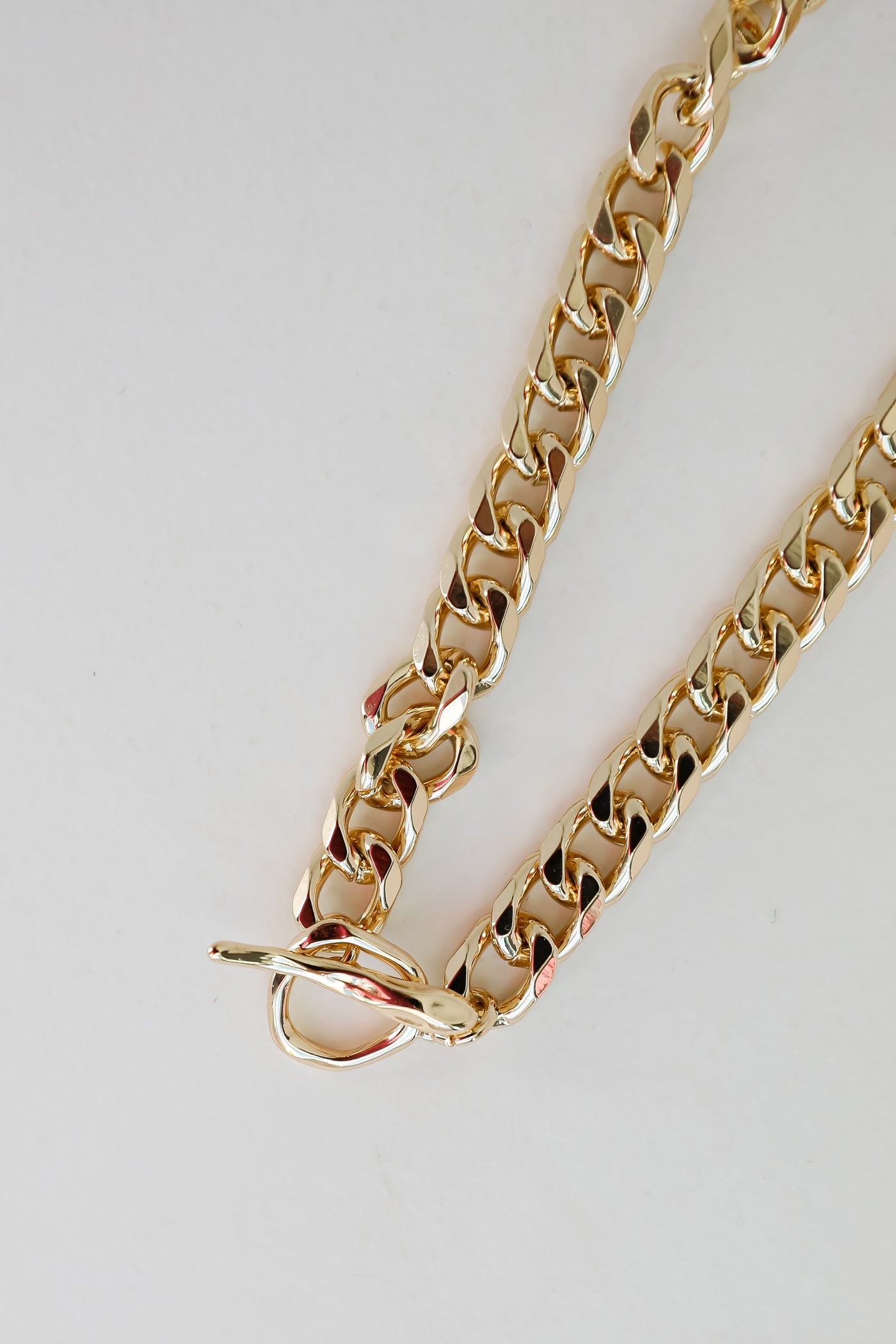 Gold Chainlink Necklace