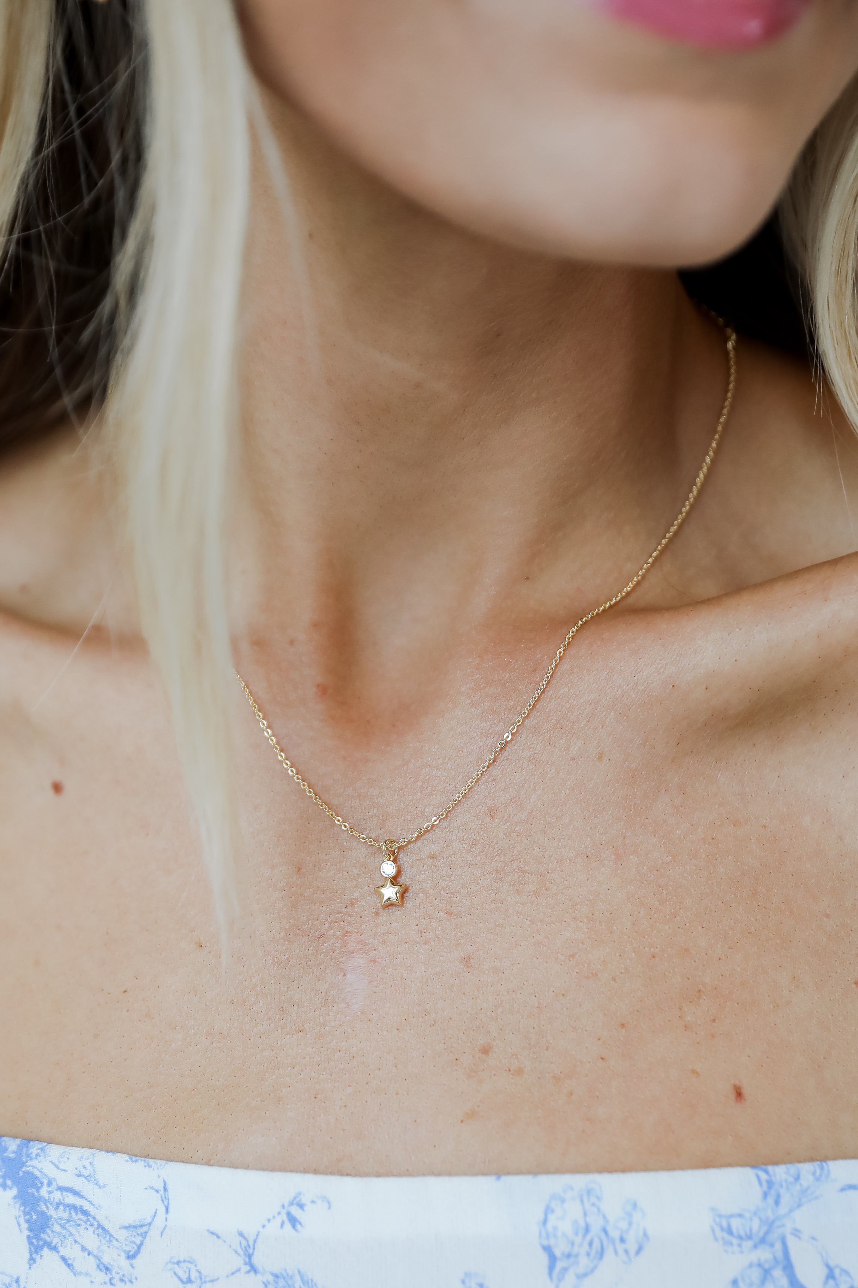 star necklace