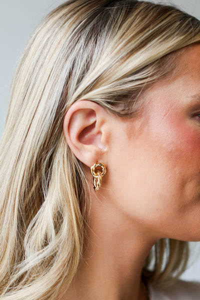 trendy gold earrings
