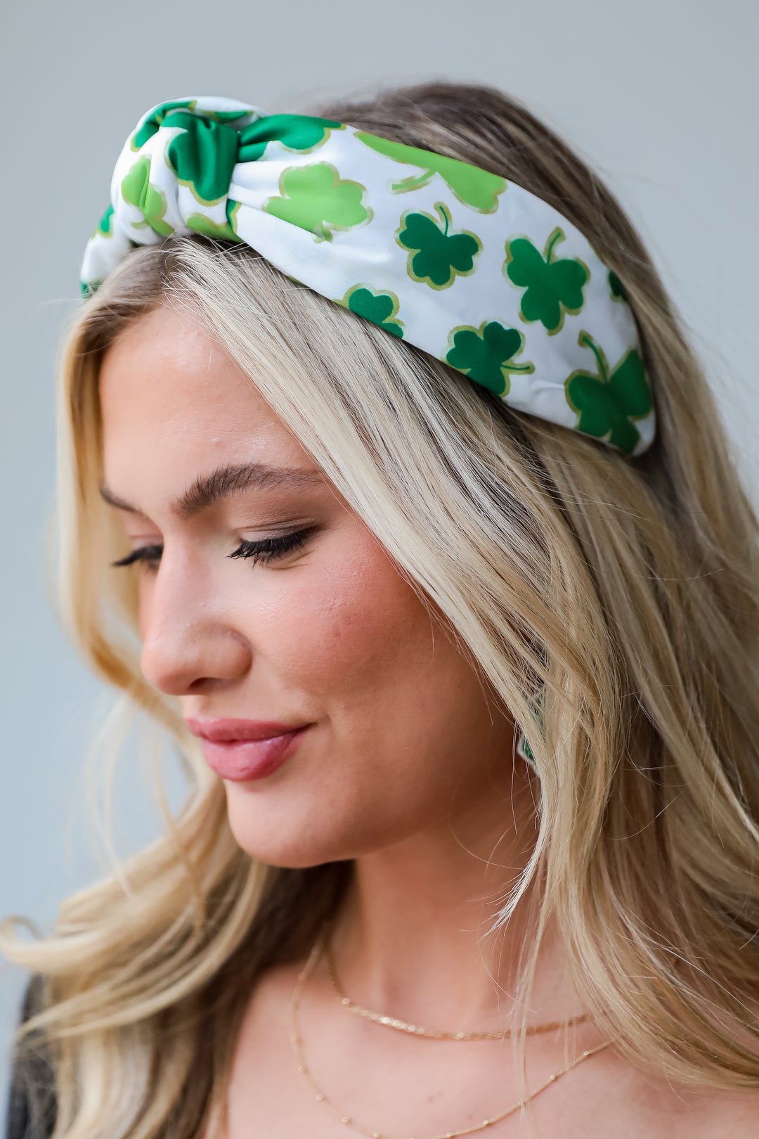 White Four Leaf Clover Knotted Headband