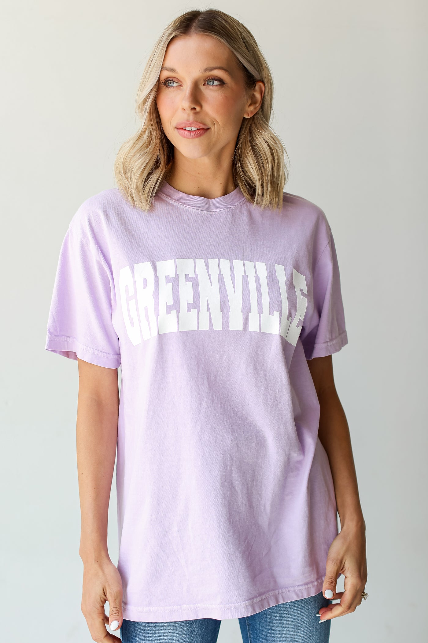Lavender Greenville Tee on model