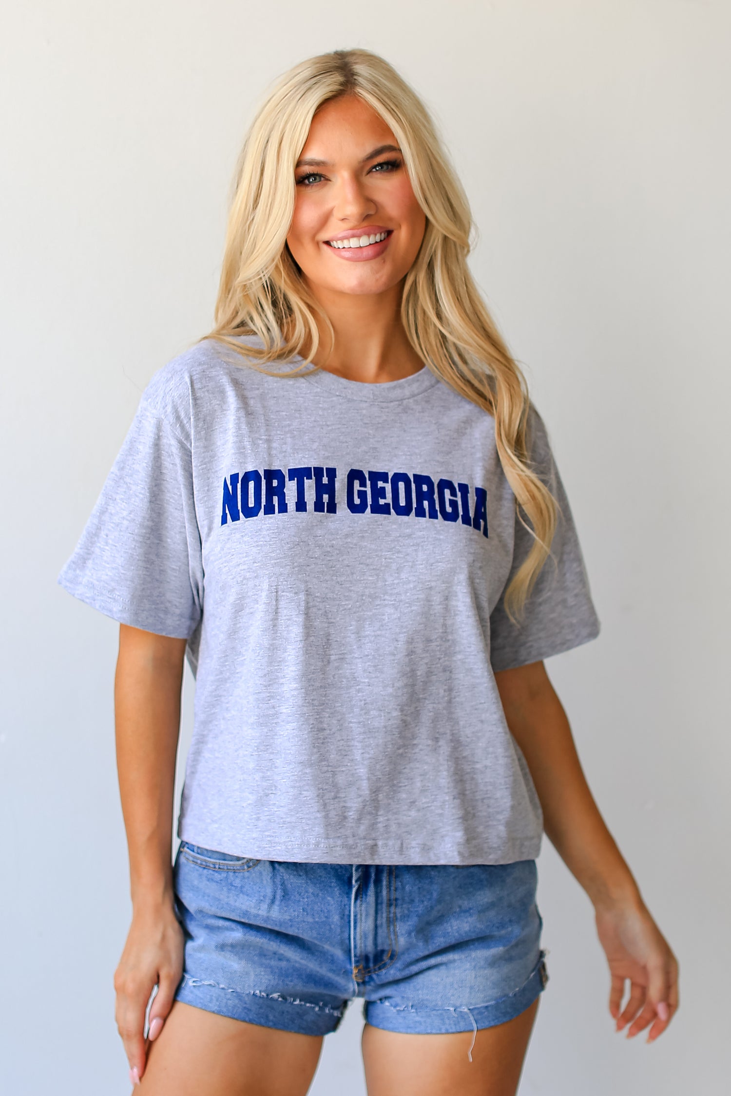 Heather Grey North Georgia Cropped Tee on model