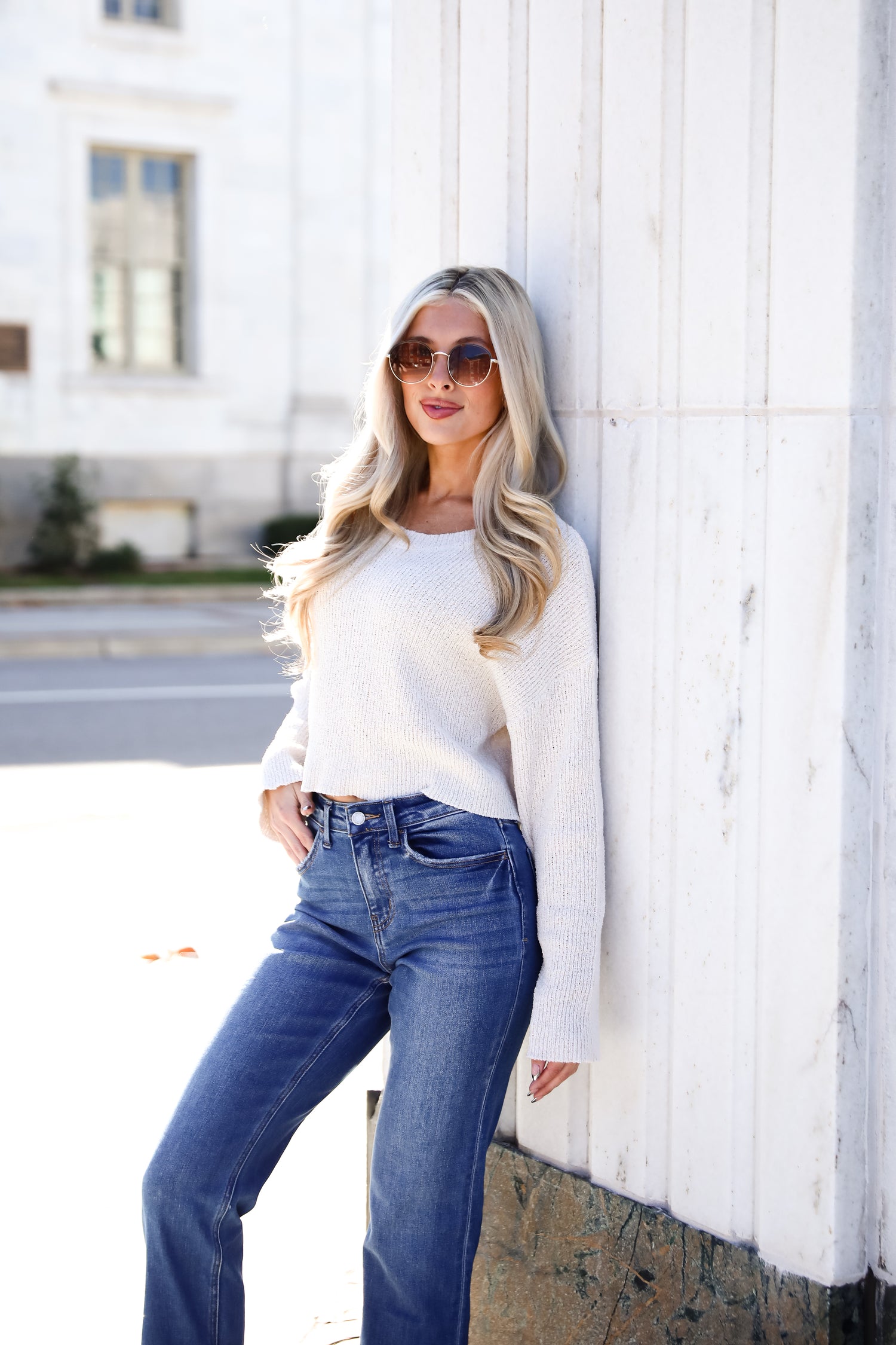 Best Essence Ivory Cropped Sweater