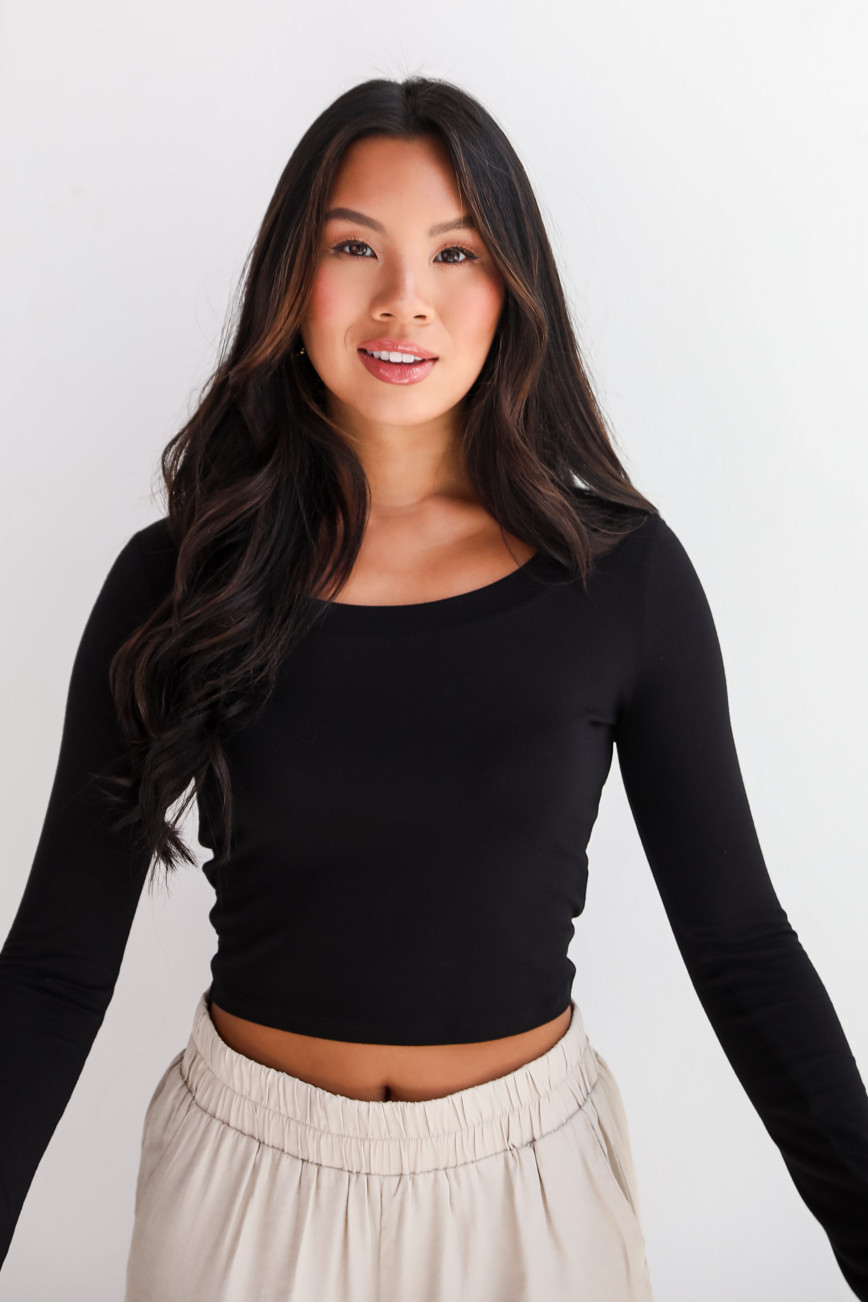 Sloane Everyday Cropped Long Sleeve Top