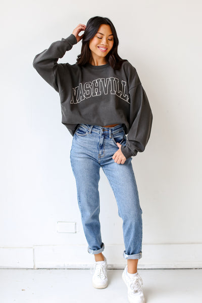 charcoal Nashville Pullover with jeans