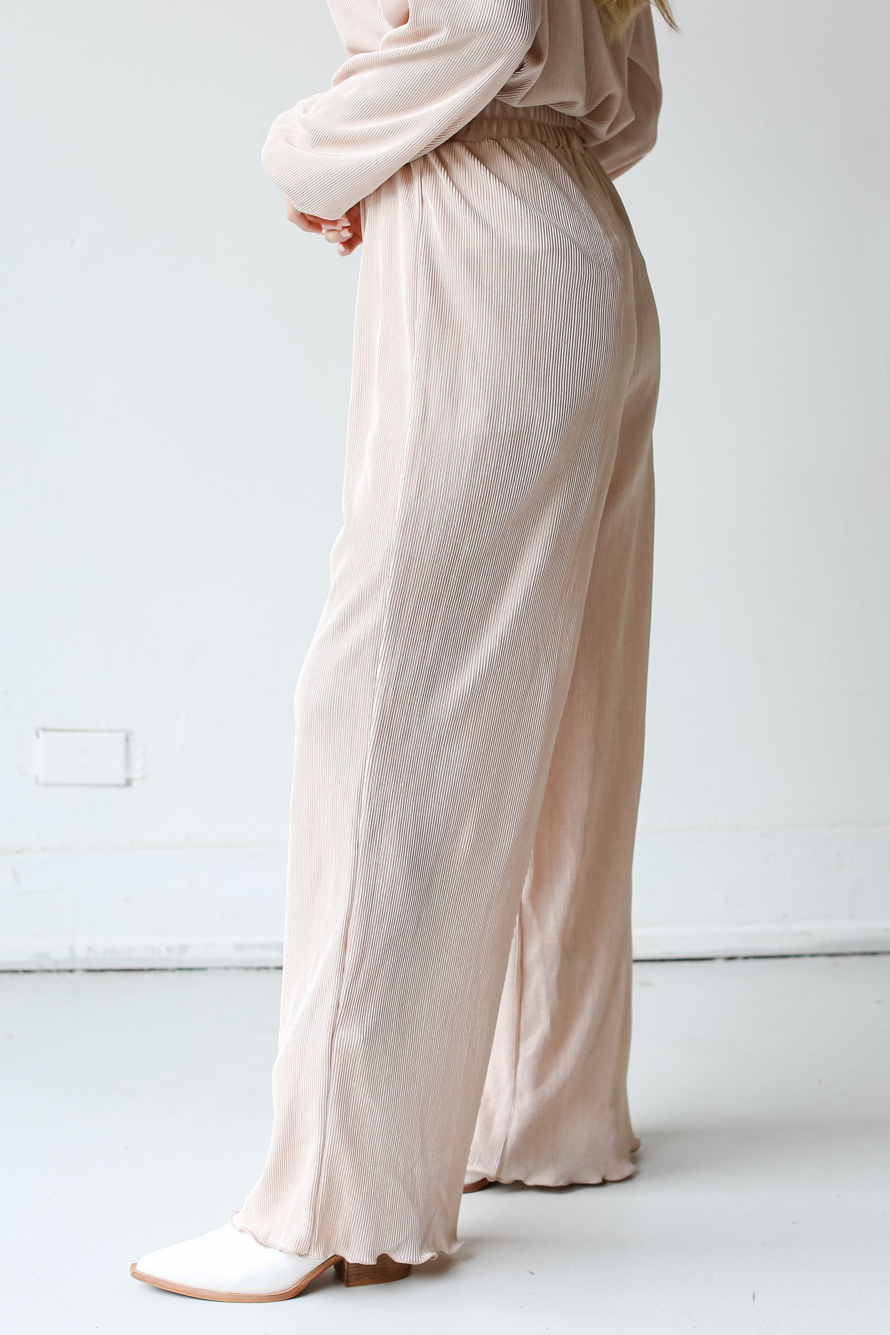 taupe plisse pants