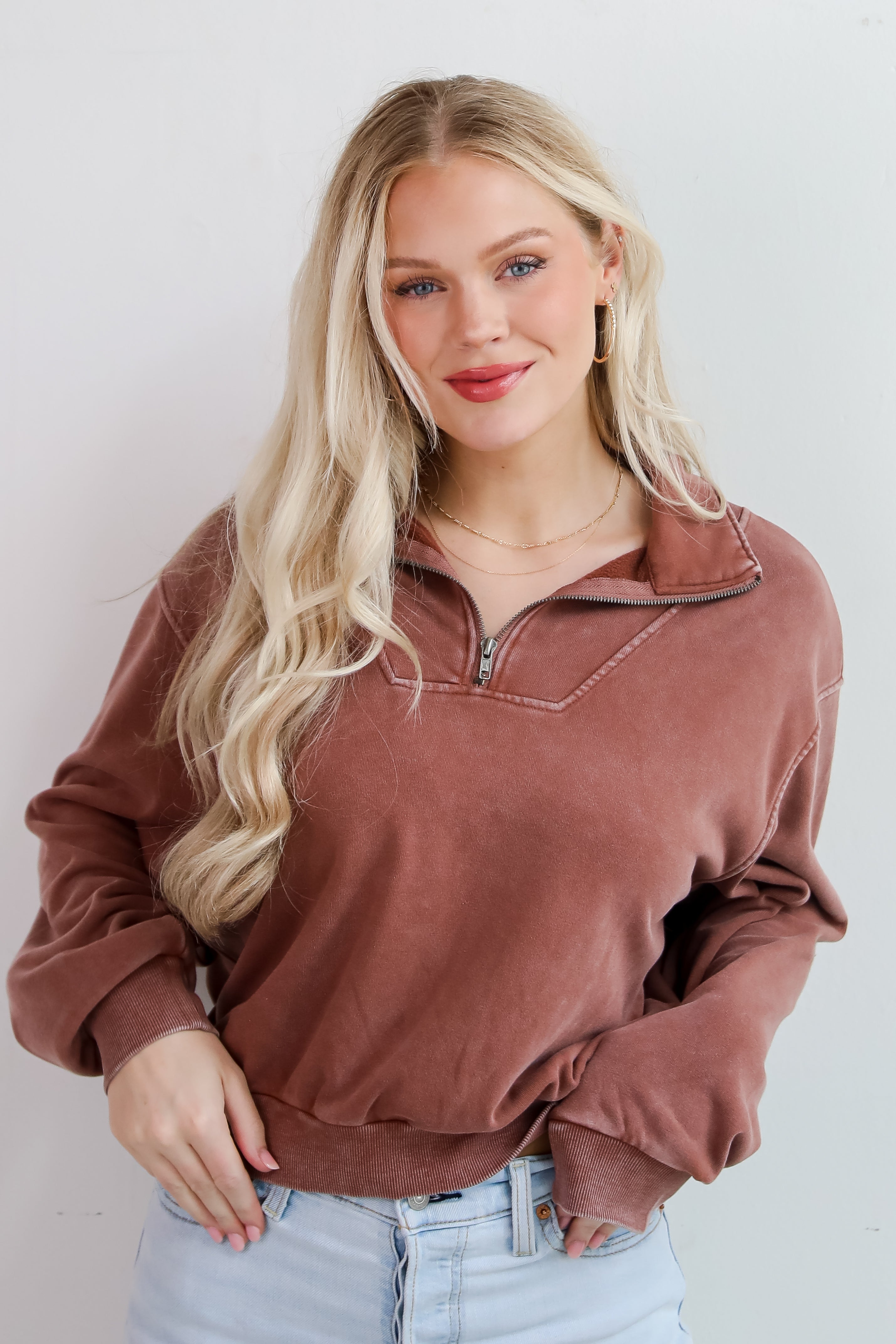 Weekend Uniform Quarter Zip Pullover