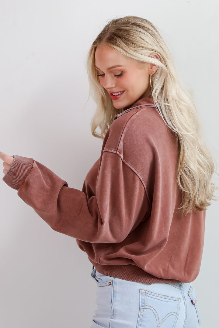 Weekend Uniform Quarter Zip Pullover