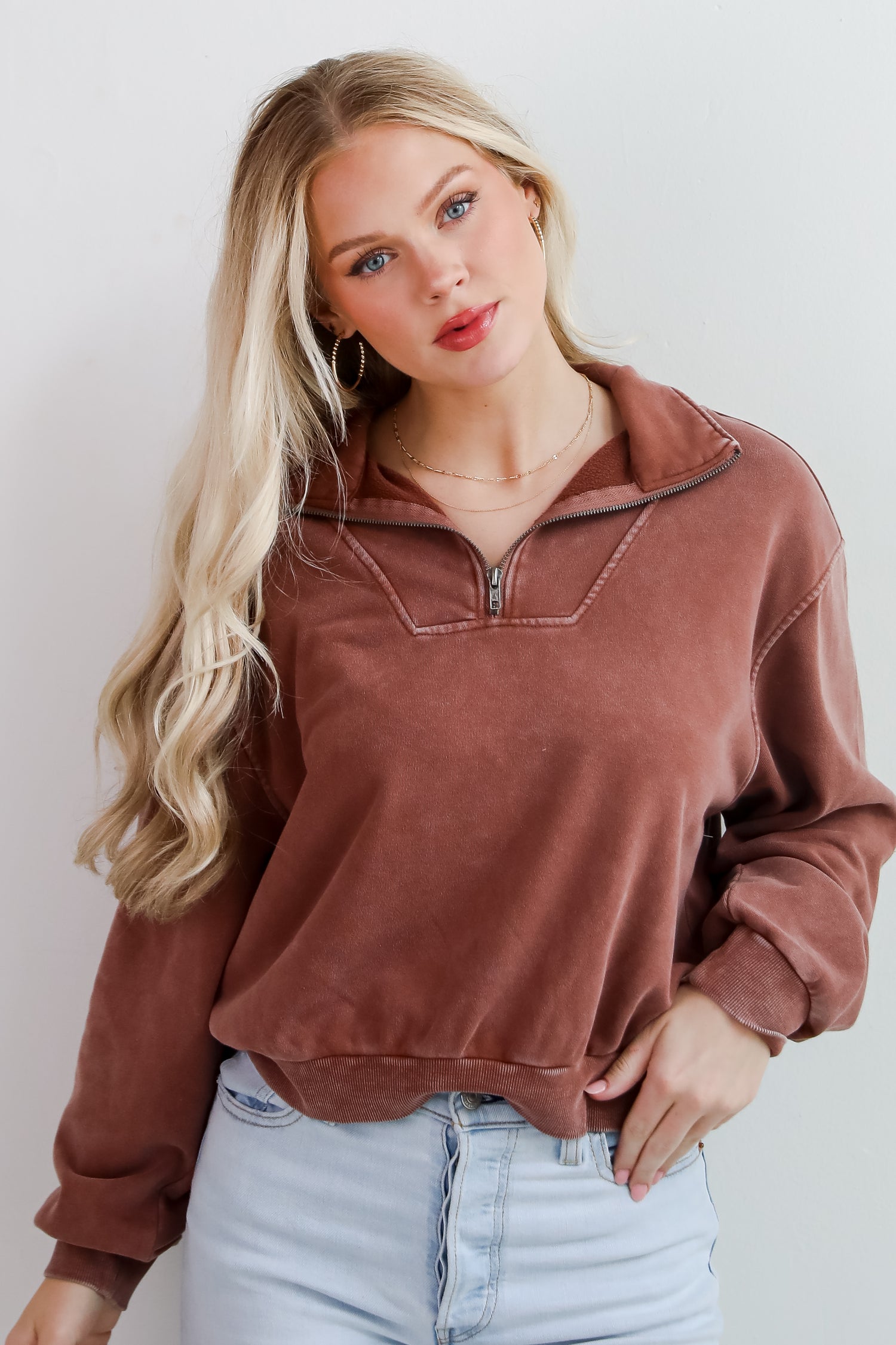 Weekend Uniform Quarter Zip Pullover