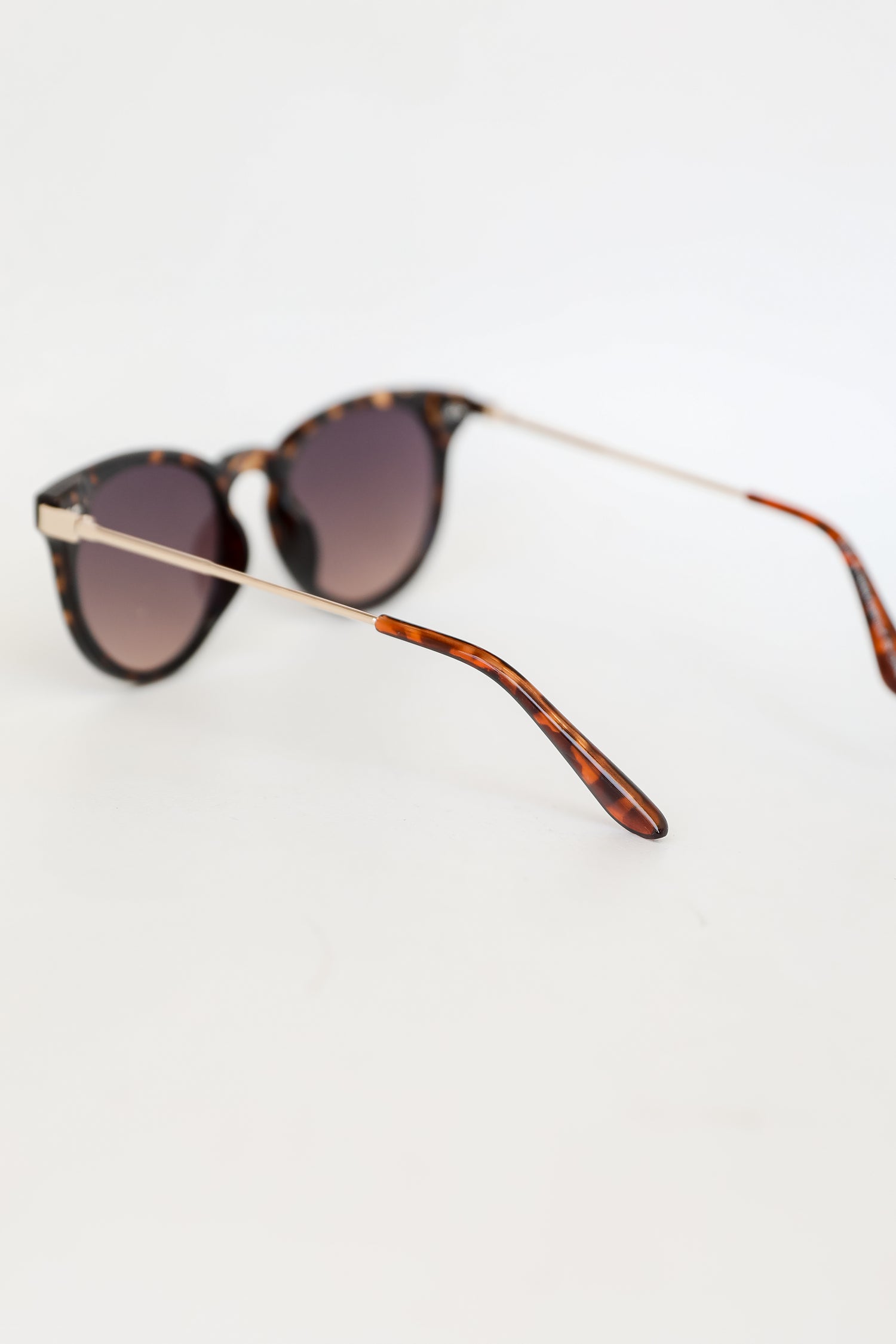 Always Your Favorite Tortoise Round Sunglasses