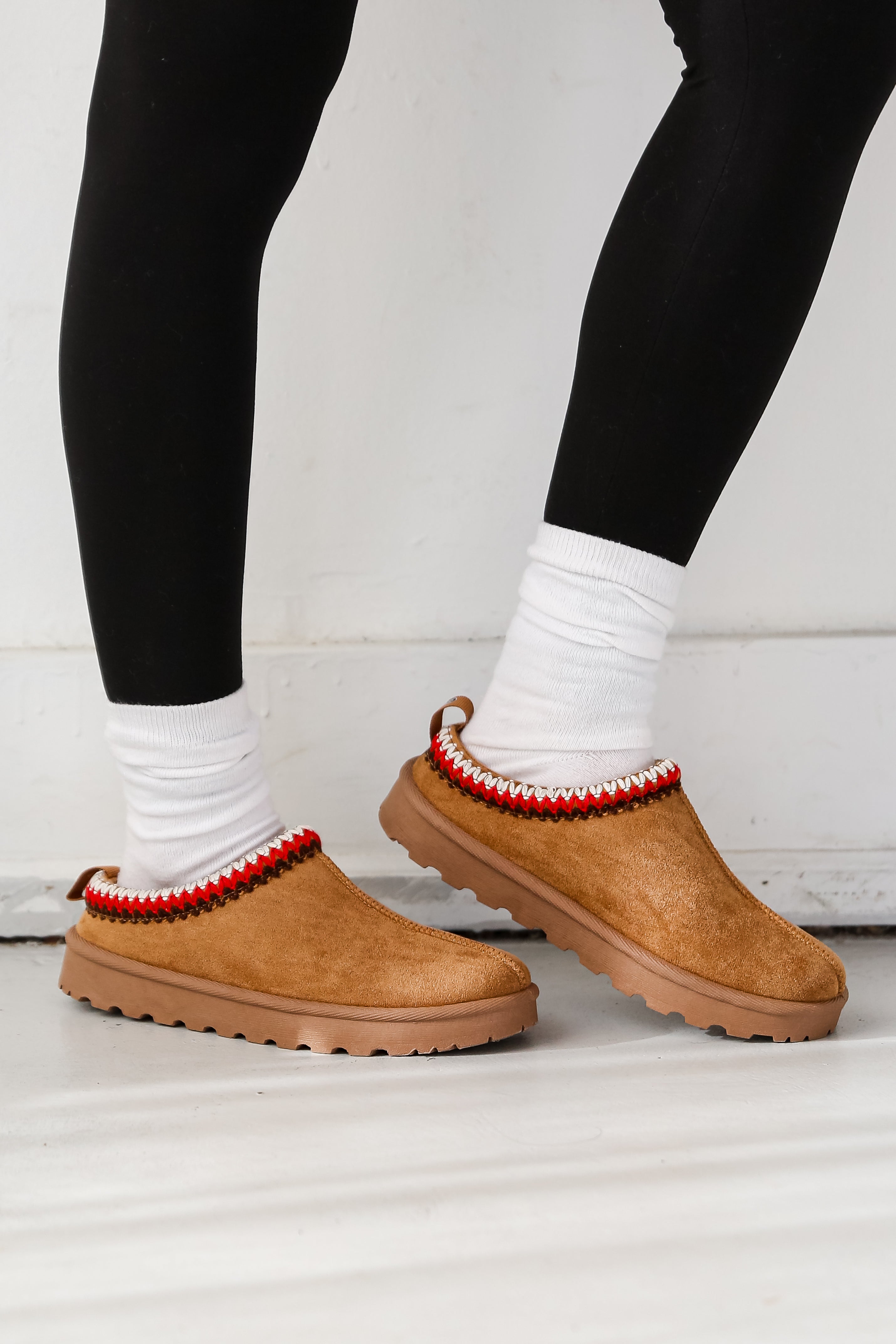 Cute ugg slippers online