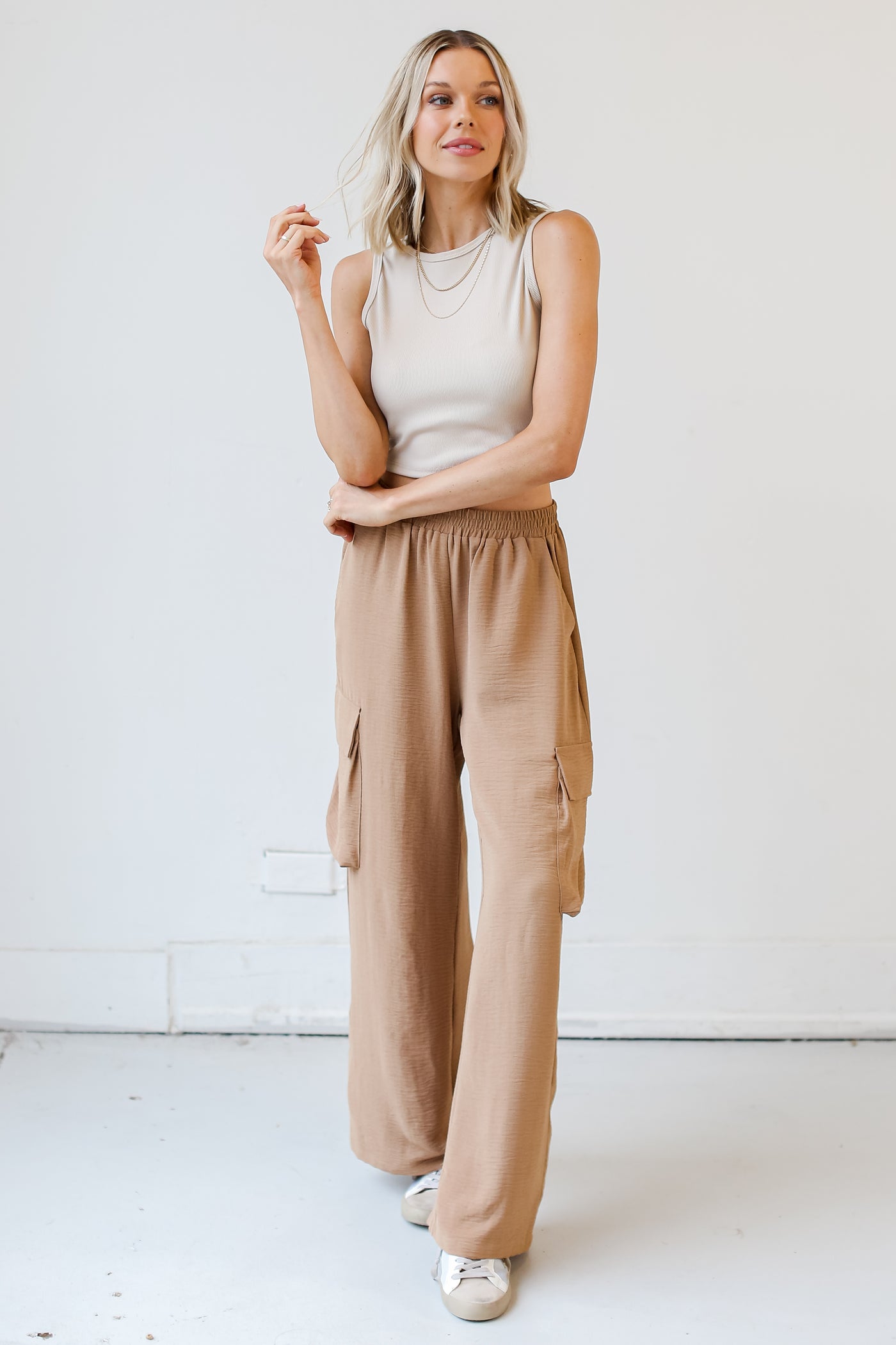 Wide-leg Cargo Pants - Dark taupe - Ladies