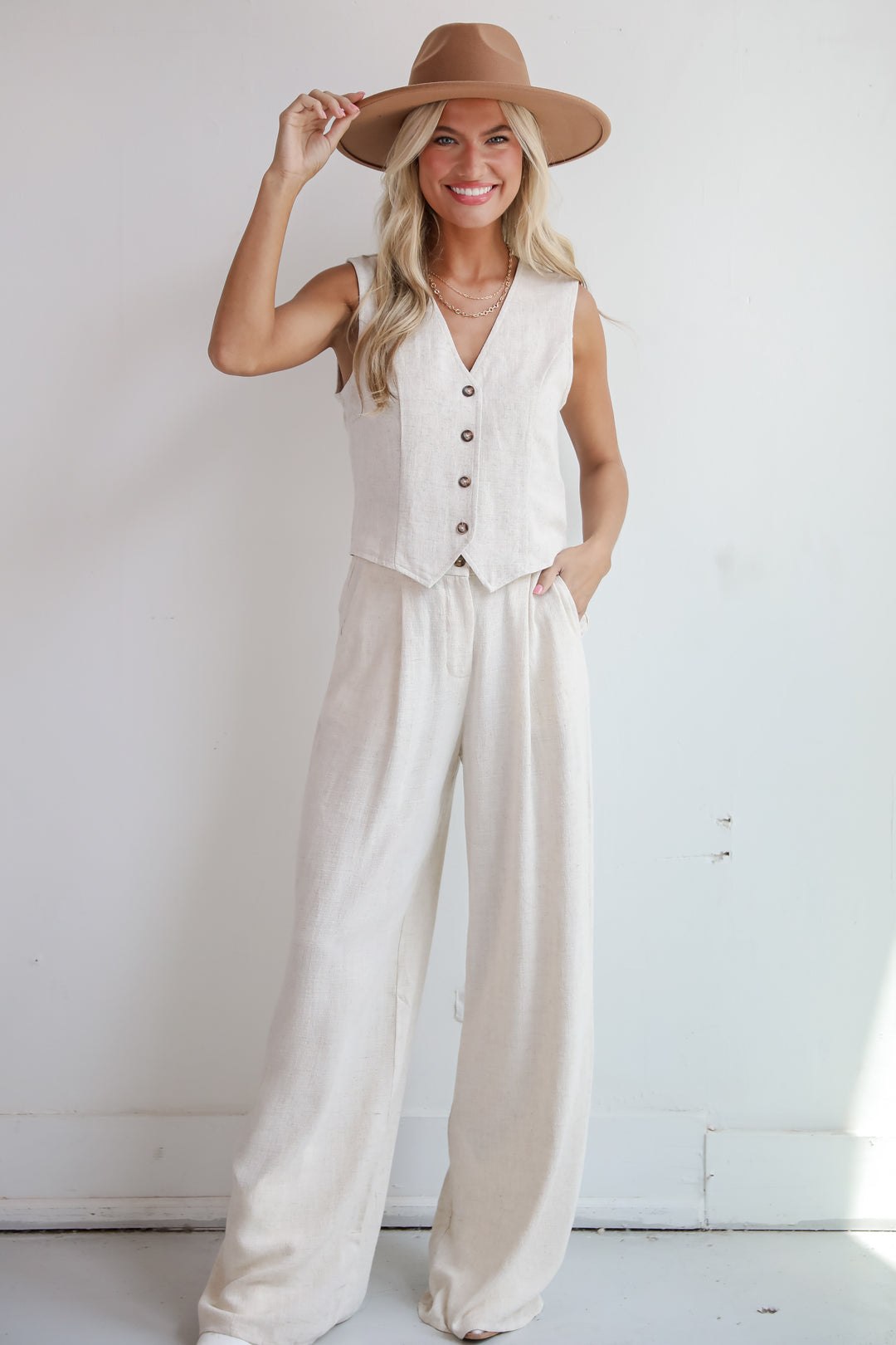 Sophisticated Era Linen Vest