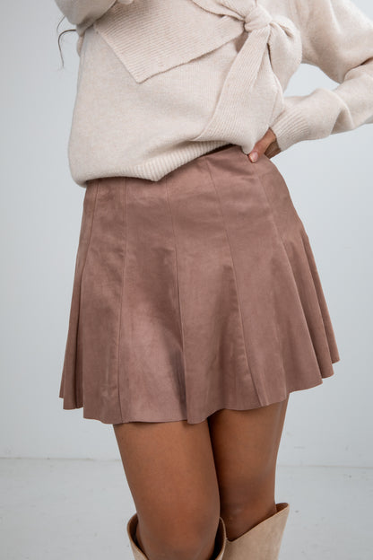 brown skirt