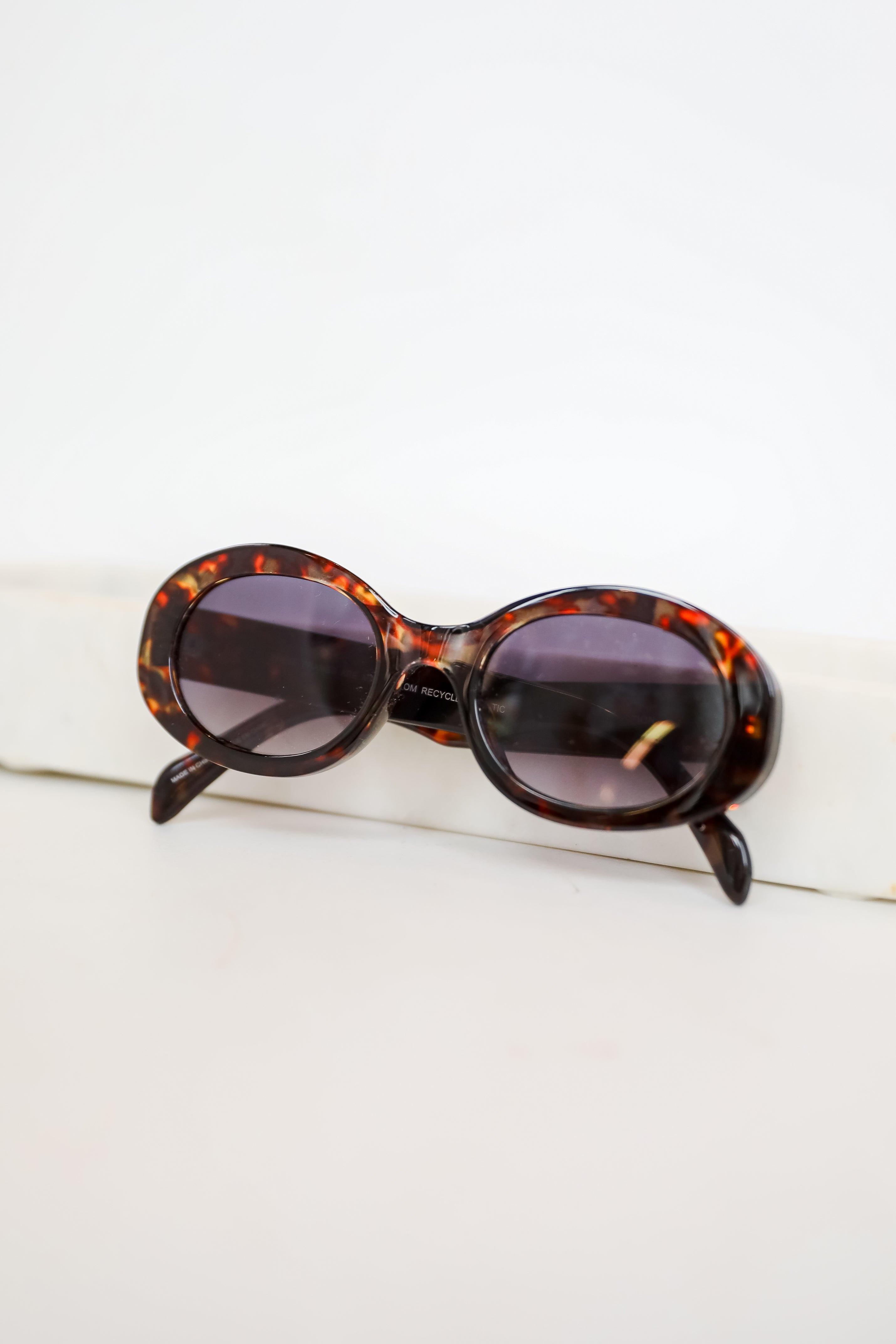 Main Frame Tortoise Oval Sunglasses