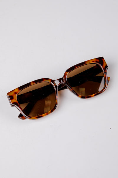 shopdressup_tortoise_oversized  display picture 3