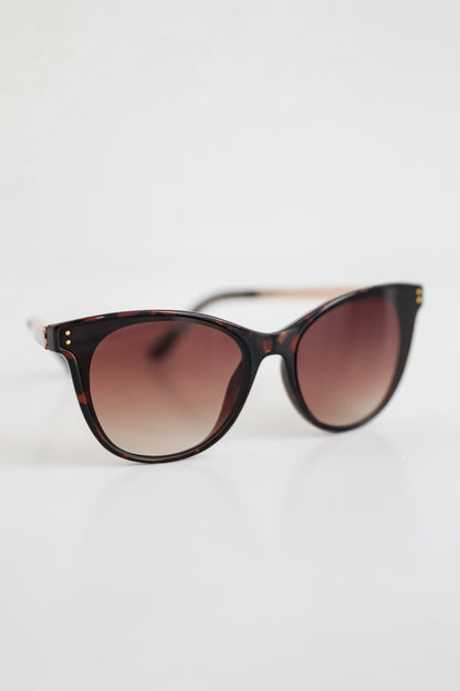 Busy Behavior Tortoise Round Sunglasses