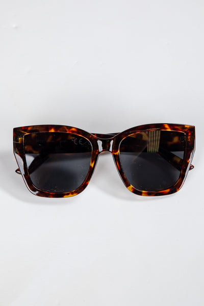 ?Tortoise Rectangle Polarized Sunglasses Fashion Trendy Narrow Square Rectangle Sunglasses Women | Chunky Square Tortoise Frame  main image 4
