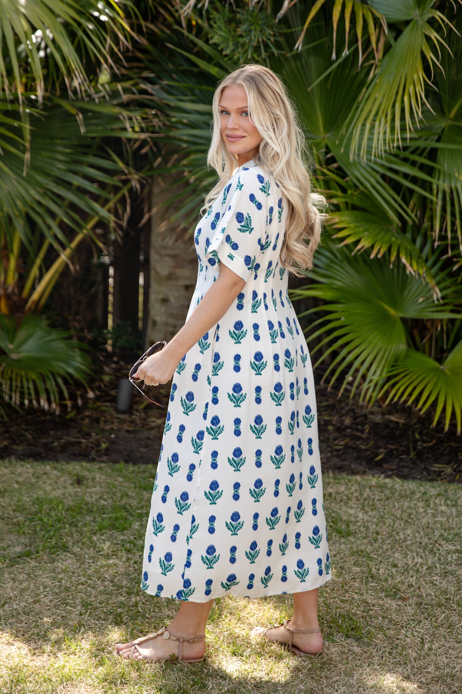 White Floral Printed Midi Dress | Trendy Women's Dresses | ShopDressUp Dress Up White Floral Printed Midi Dress | Trendy Women's Dresses | ShopDressUp Dress Up