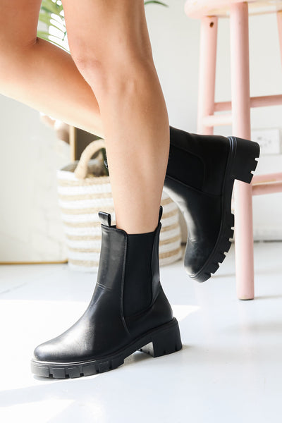 Notting Hill Chelsea Boots