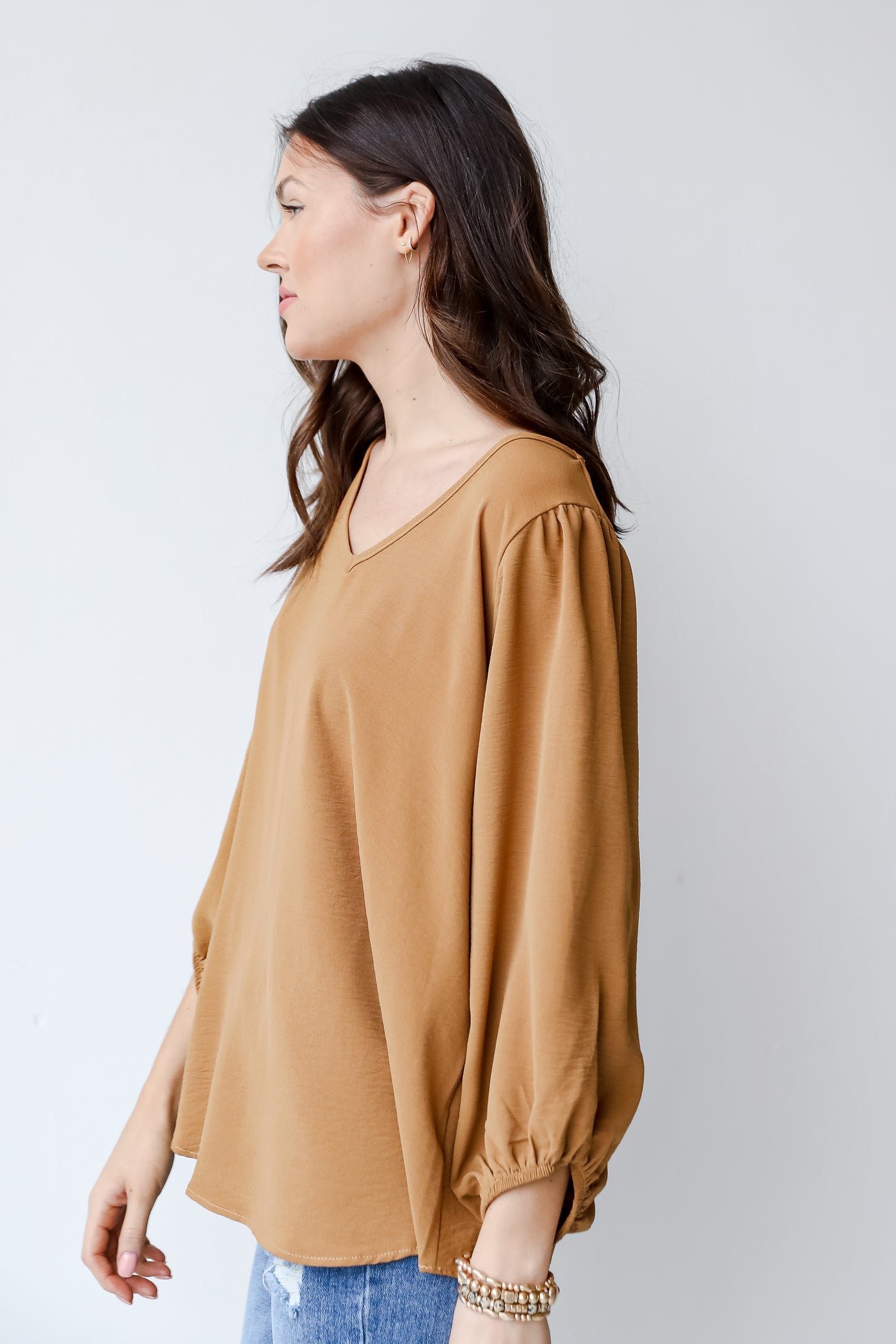 Blouse in camel side view
