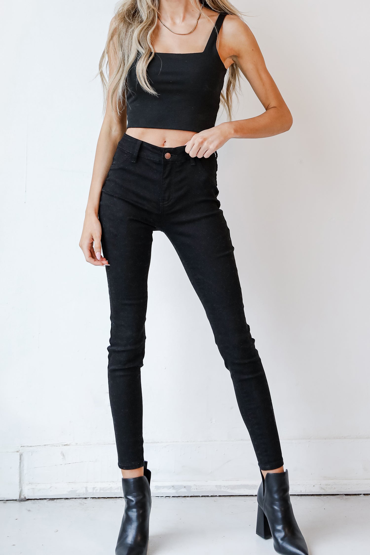 Black Skinny Jeans front view