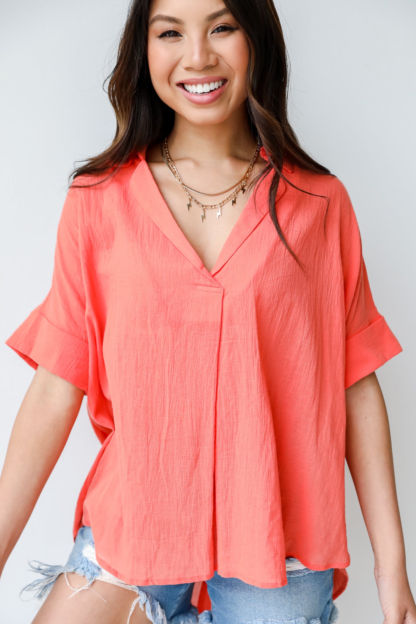 Linen Blouse in coral on model