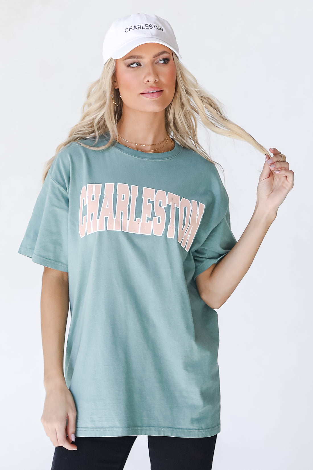 Charleston Graphic Tee from dress up