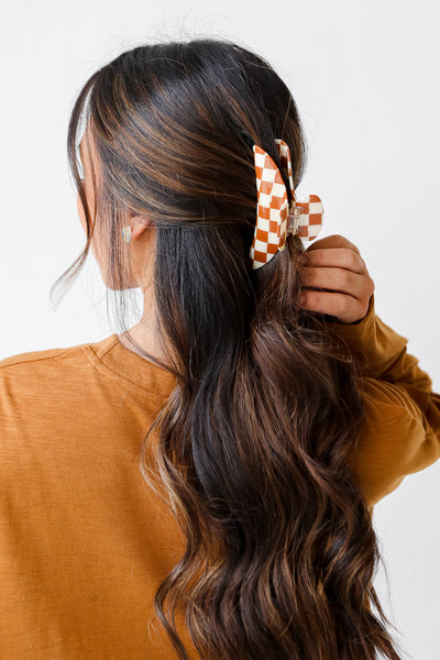 brown Checkered Claw Hair Clip on model