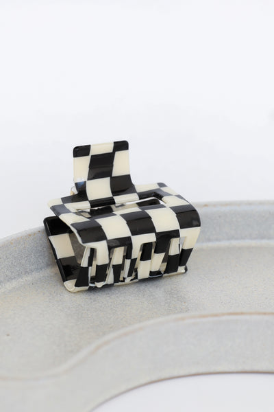 black Checkered Mini Claw Hair Clip close up