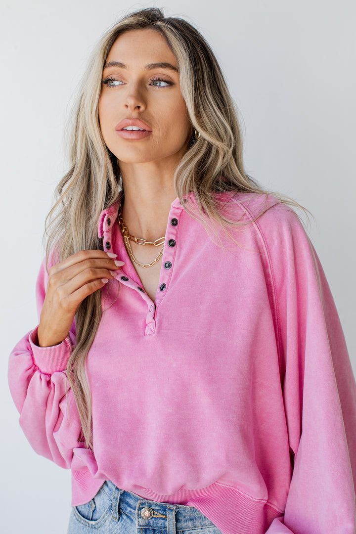 Collared Pullover in pink on model