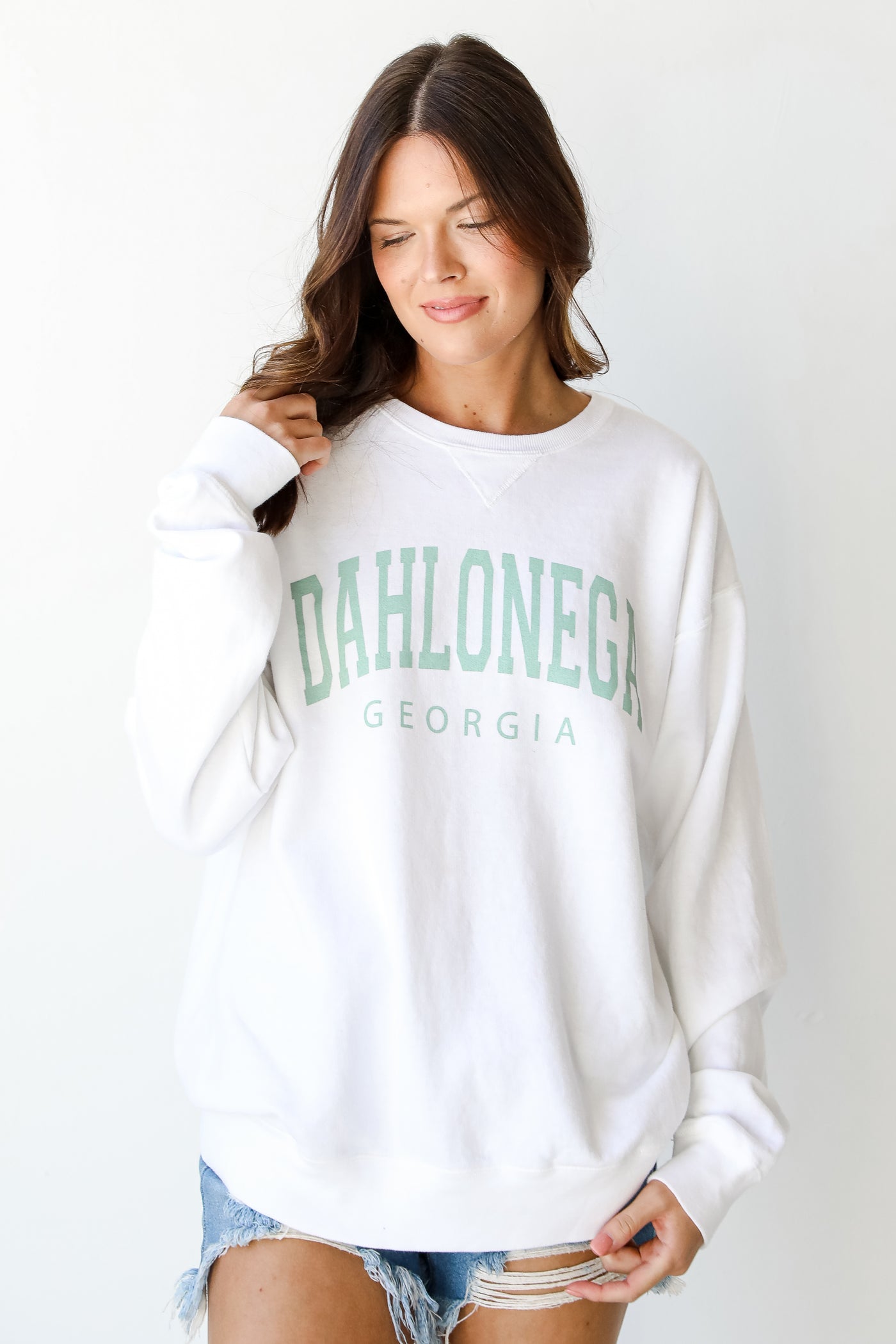 White Dahlonega Georgia Pullover. Graphic Sweatshirt. Oversized Comfy Sweatshirt