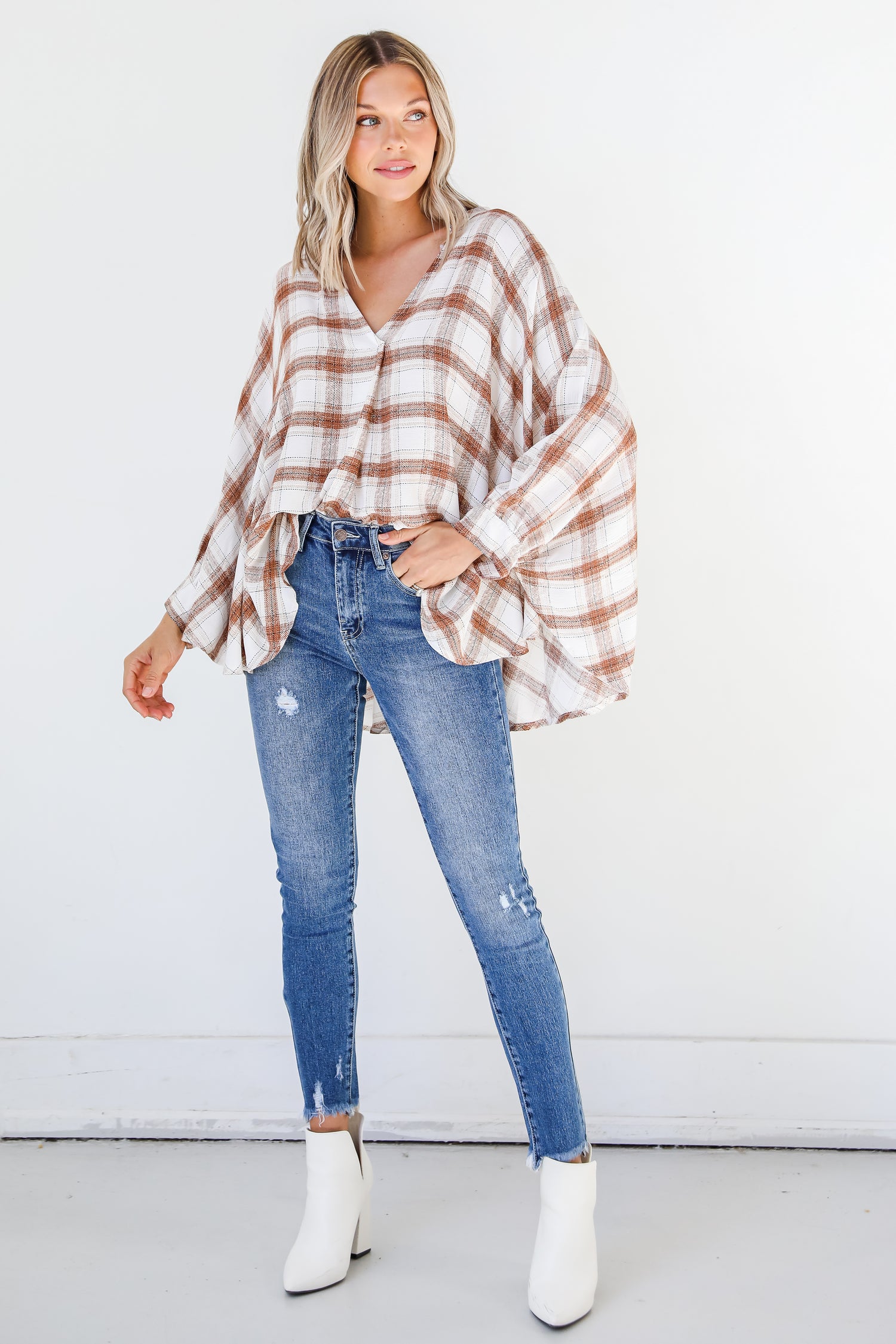 Distressed Skinny Jeans on dress up model