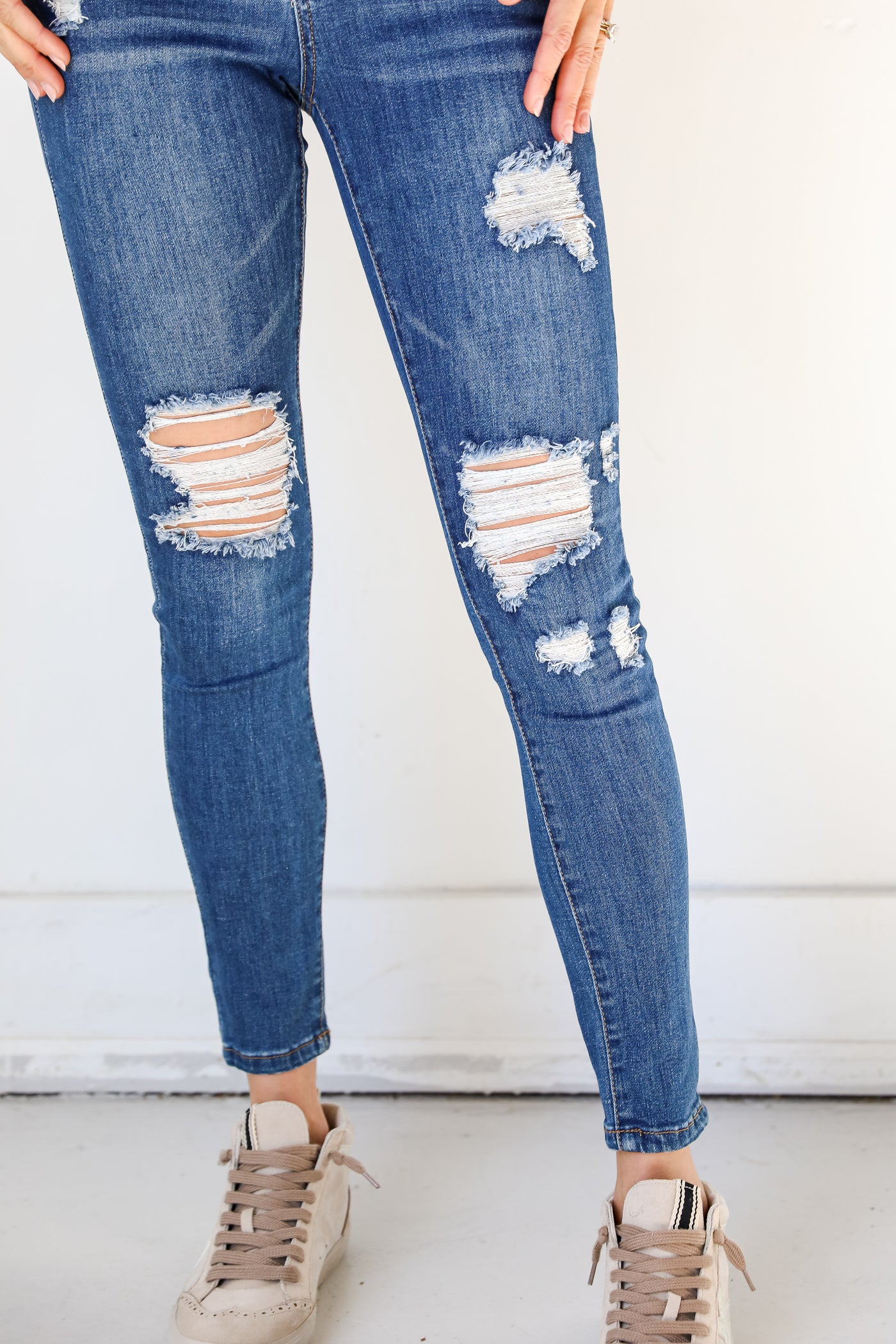 Distressed Skinny Jeans close up view