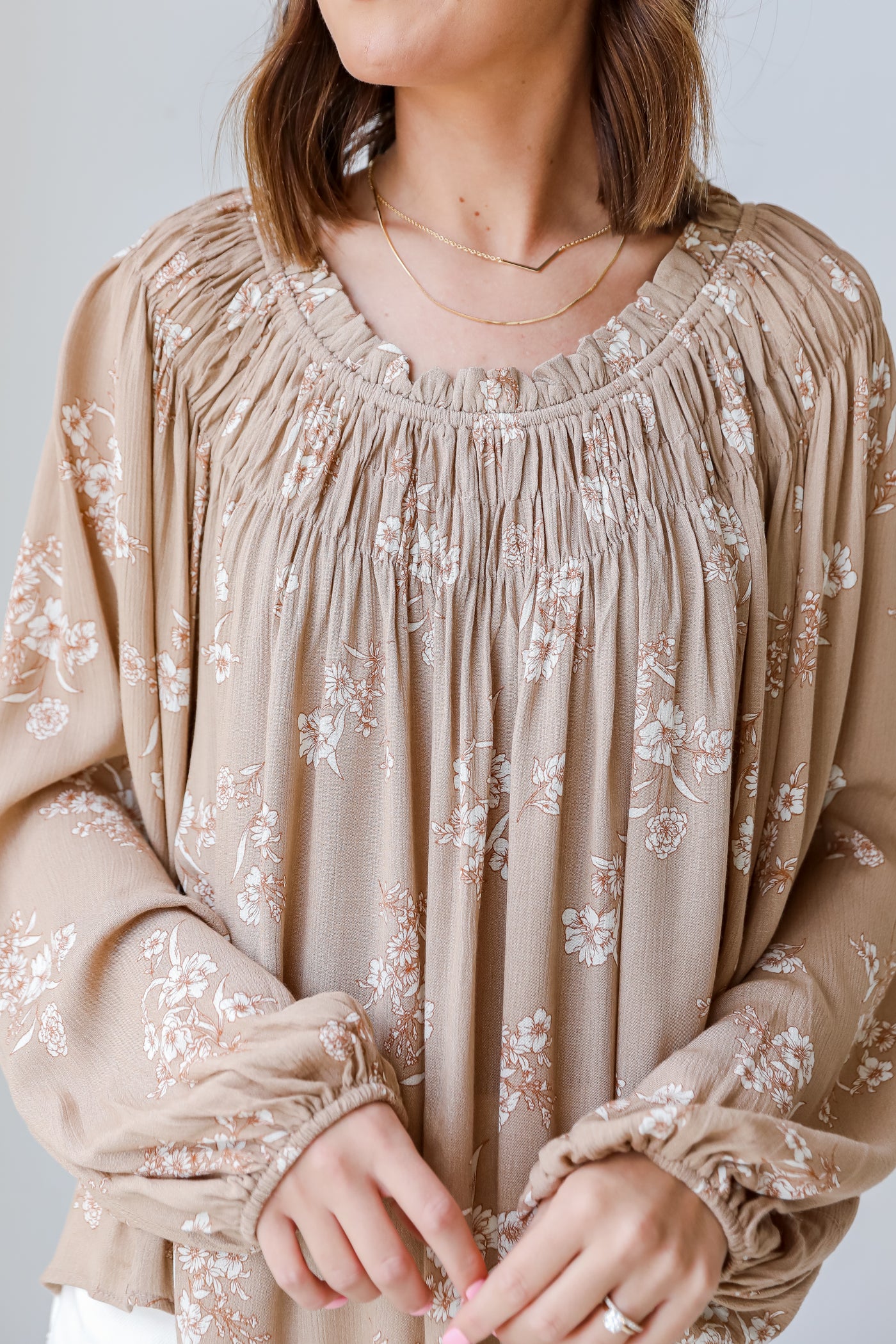 Floral Blouse in taupe close up
