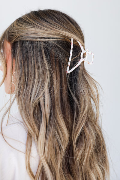 white Floral Claw Hair Clip
