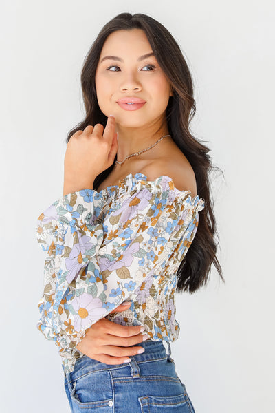 Floral Cropped Blouse in mint side view