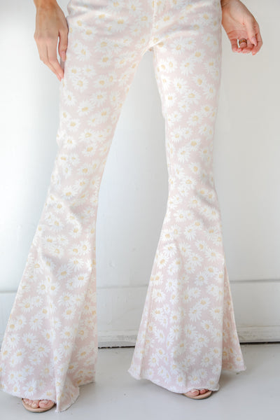 Daisy Flare Jeans in blush close up