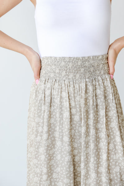 Floral Wide Leg Pants in taupe close up