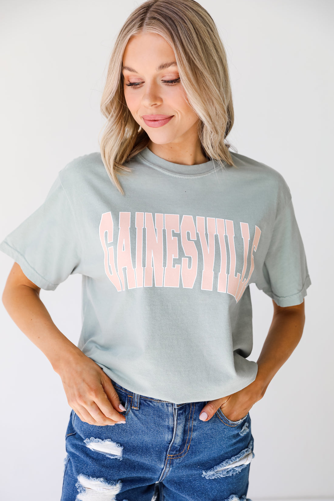 Sage Gainesville Tee on model