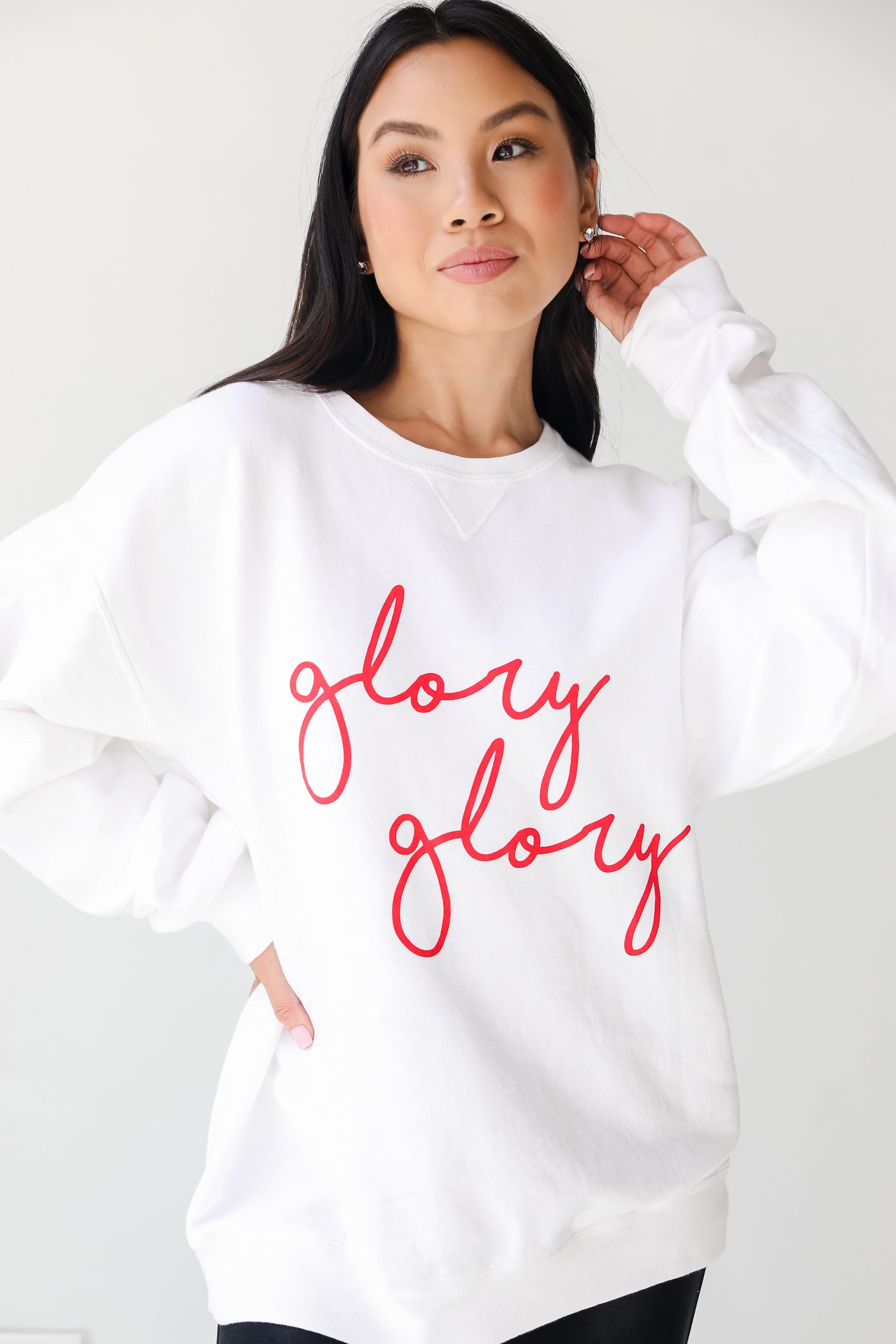 White Glory Glory Script Pullover. Graphic Sweatshirt. Braves Game Day Sweatshirt. Game Day Outfit 