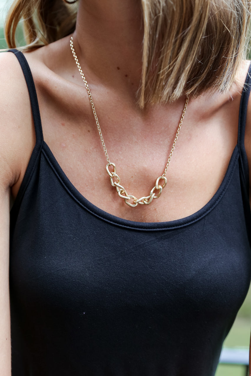 Alyssa Gold Chain Necklace