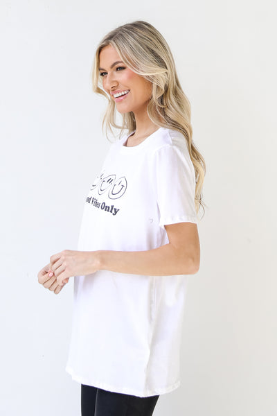 Good Vibes Only Smiley Graphic Tee side view