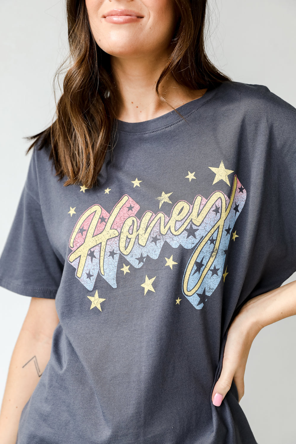 Honey Star Graphic Tee from dress up