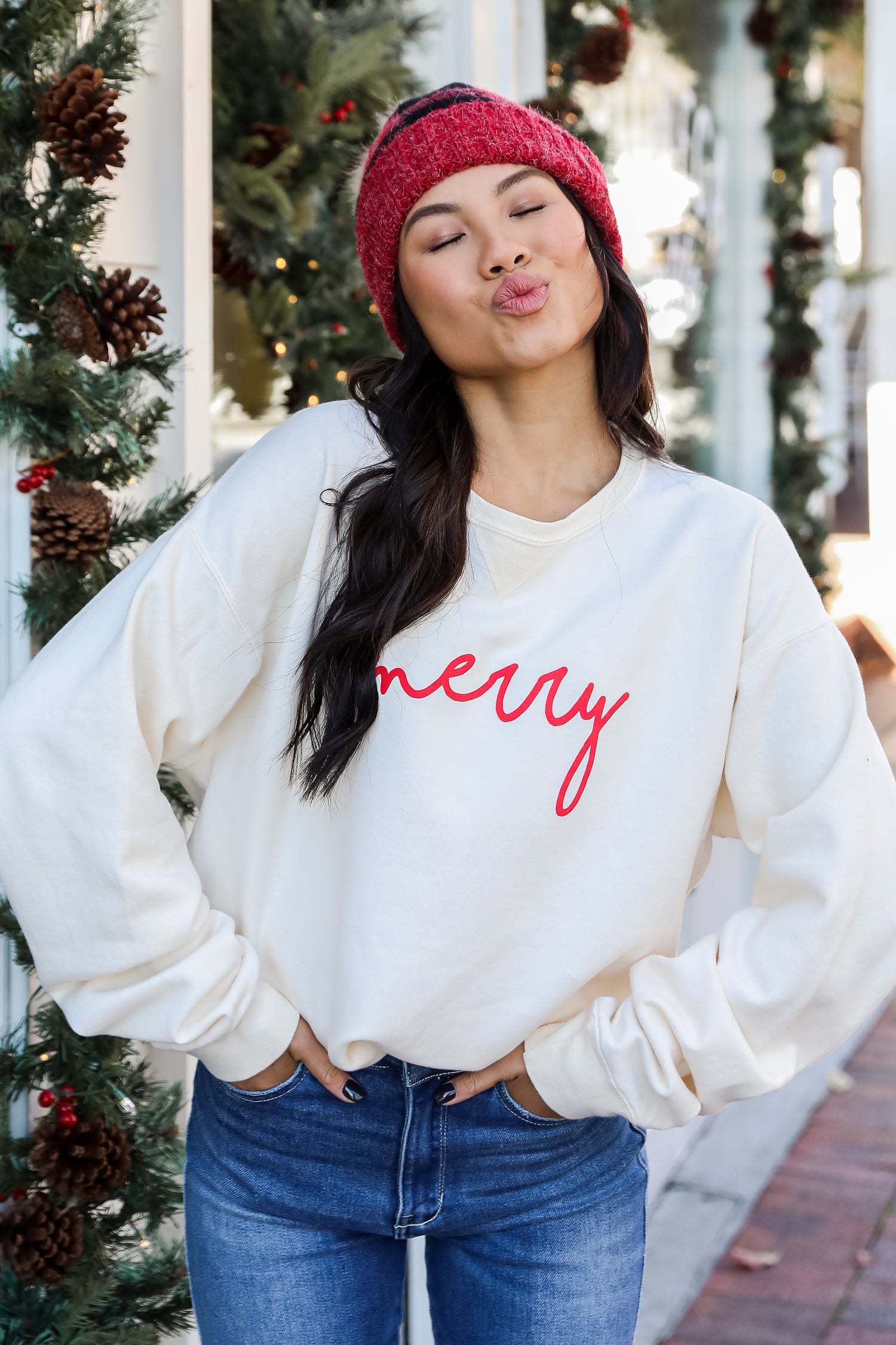 Ivory Merry Pullover close up