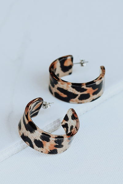 Leopard Acrylic Hoop Earrings from dress up
