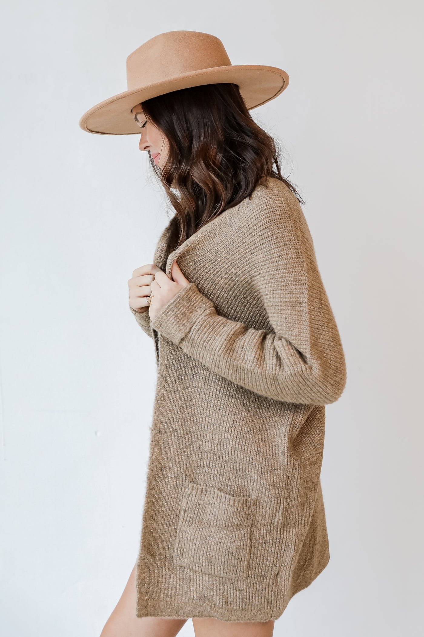 Sweater Cardigan in taupe side view