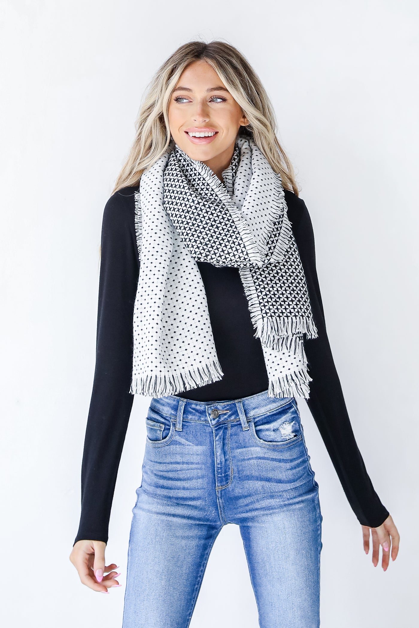 Scarf in white on model
