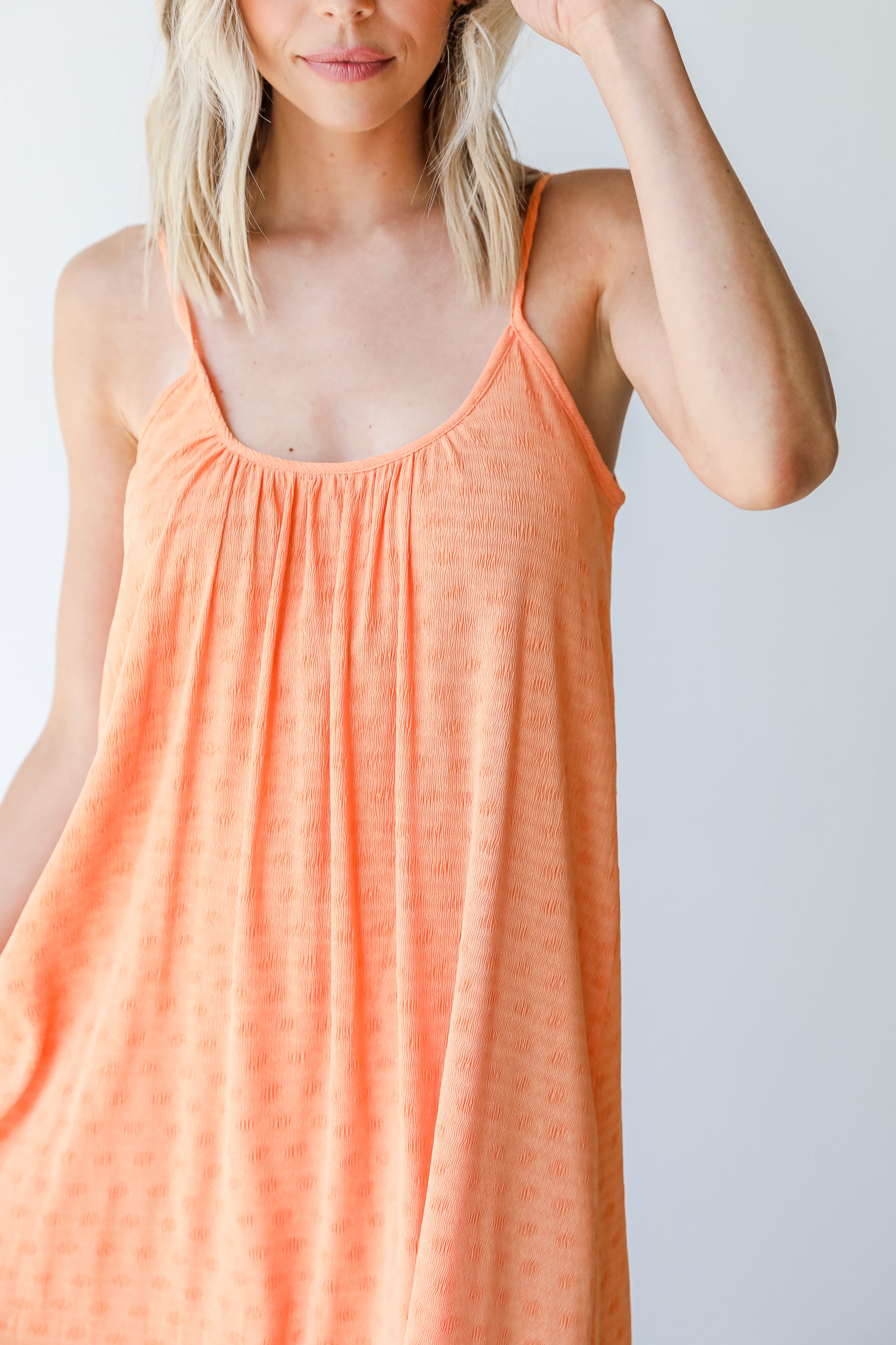 Maxi Dress in orange close up